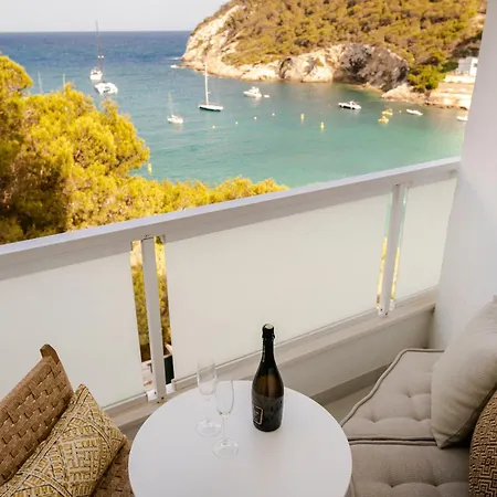 Mondrian Ibiza Szálloda