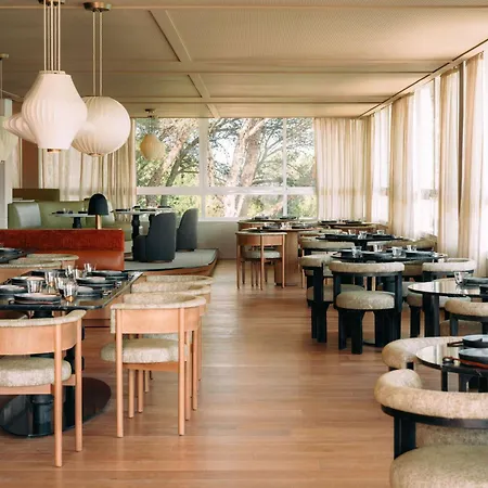 Mondrian Ibiza 5*