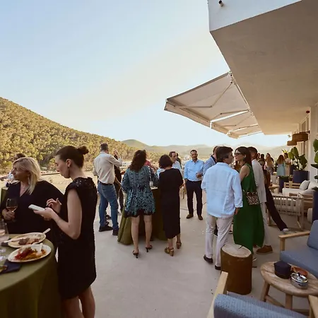 Mondrian Ibiza Cala Llonga (Ibiza)