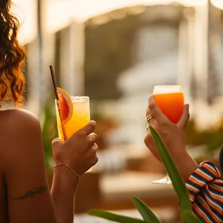 ホテル Mondrian Ibiza