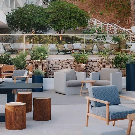 ホテル Mondrian Ibiza